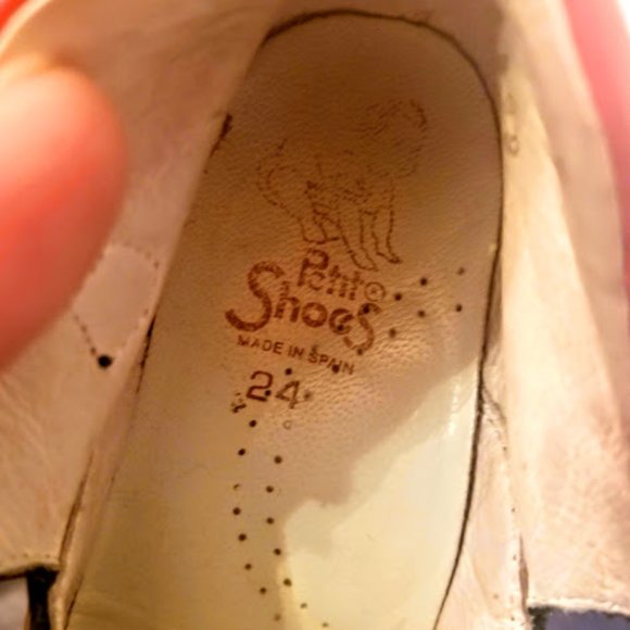 Petit Shoes | Made in Spain | Toddler | T Bar | Black | Patent Leather | Size 24 - Picture 6 of 10